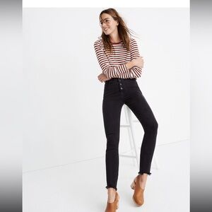 10" High-Rise Skinny Jeans in Berkeley Black: Button-Through Edition